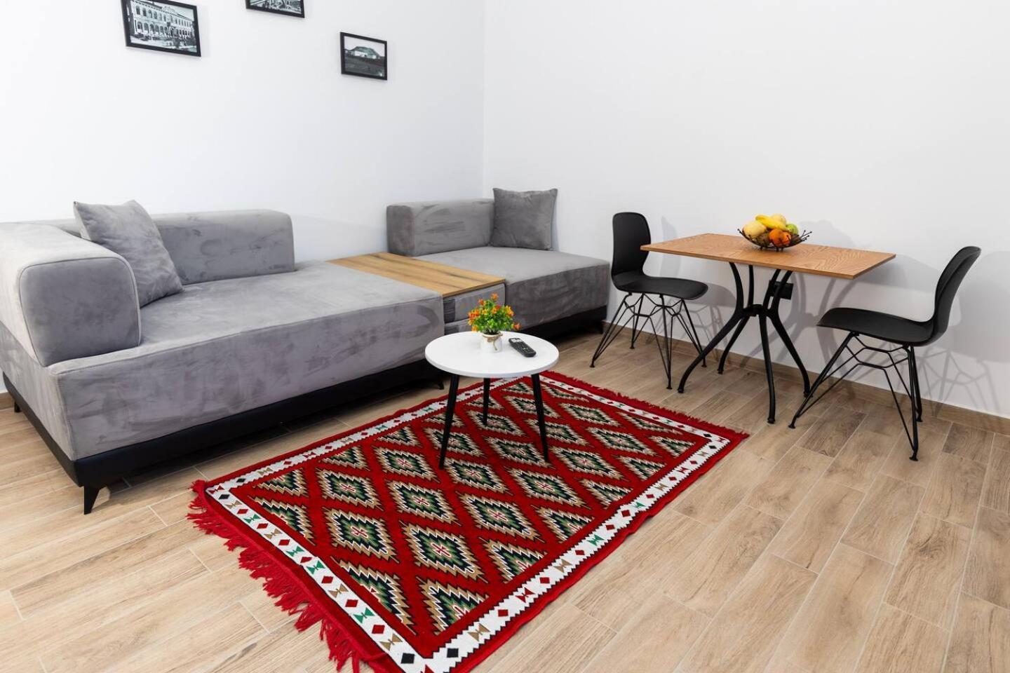 Sublime Bnb Apartment Shkoder Ngoại thất bức ảnh